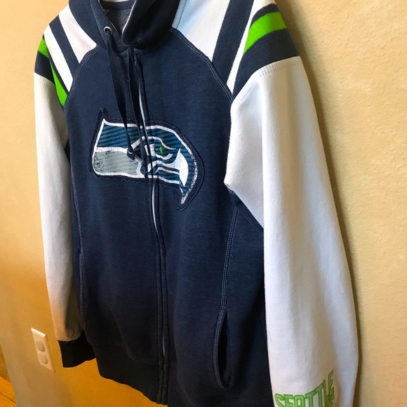 SEAHAWKS Mens LG Zip up Hoodie, gently used with pockets. Just in time for 🏈 - Picture 1 of 3